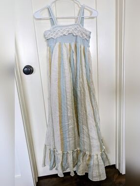 Well Dressed Wolf Size 10